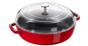 Patelnia żeliwna z dwoma uchwytami i pokrywką Staub - 28 cm, Czerwony