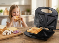 Esperanza TITANUM TKT002K CASSEROLE Opiekacz do Kanapek 700W Czarny