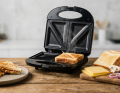 Esperanza TITANUM TKT002K CASSEROLE Opiekacz do Kanapek 700W Czarny